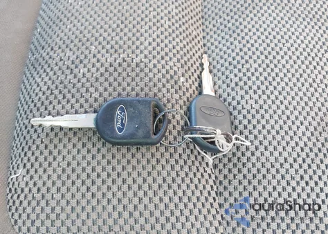 2004 Ford Explorer Sport Trac Adrenalin/Xls/Xlt z USA, uszkodzony, nr VIN 1FMZU67K54UA43166